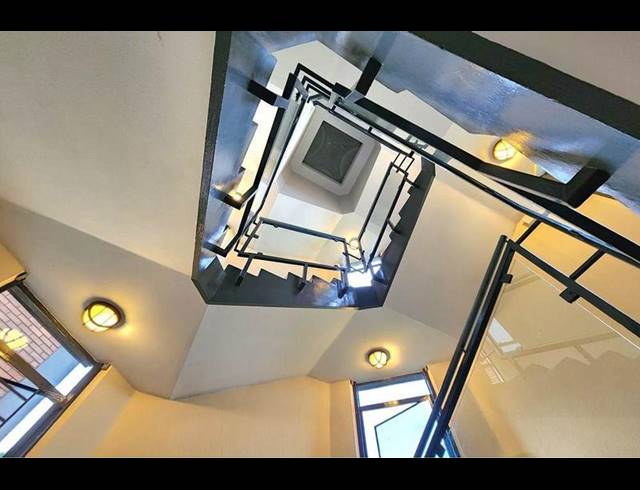 BUSINESS FOR SALE IN ROBINDALE